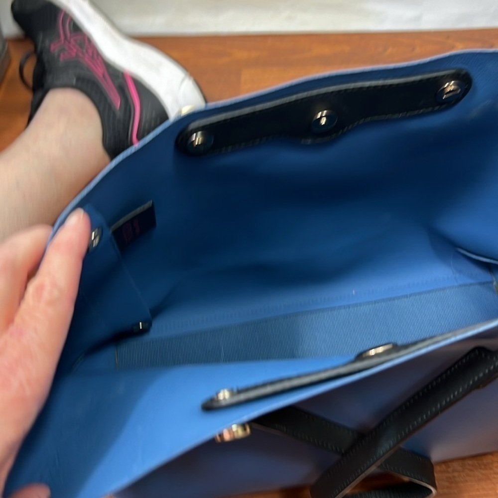 Furla Eden Tote Blue Leather with Interior Clutch Chameleon Print - Picture 4 of 16